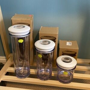 Qualy Design White Plastic Kitchen Pantry Storage Jars THREE NEW in box